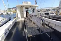 Interceptor Crewtender, Pilot